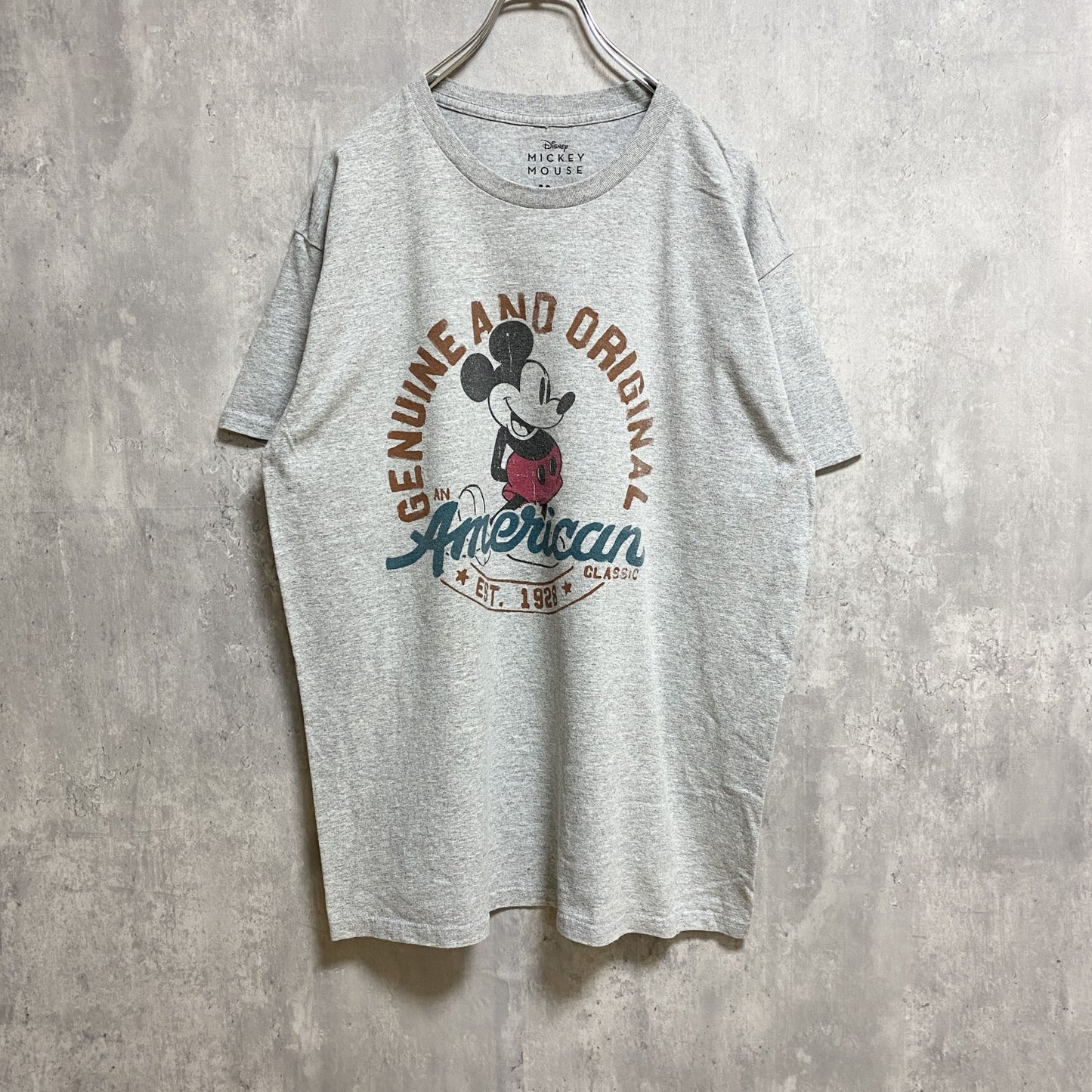 古着 used　Disney ディズニー　Mickey ミッキー　半袖プリントＴシャツ　グレー　クルーネック　キャラクター