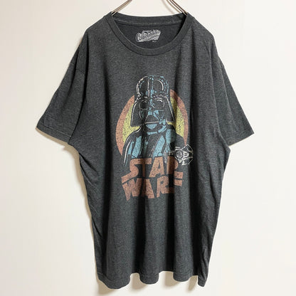 古着 used　OLD NAVY　STARWARS　半袖プリントTシャツ　ダースベイダー　ダークグレー　春夏服　2XLサイズ