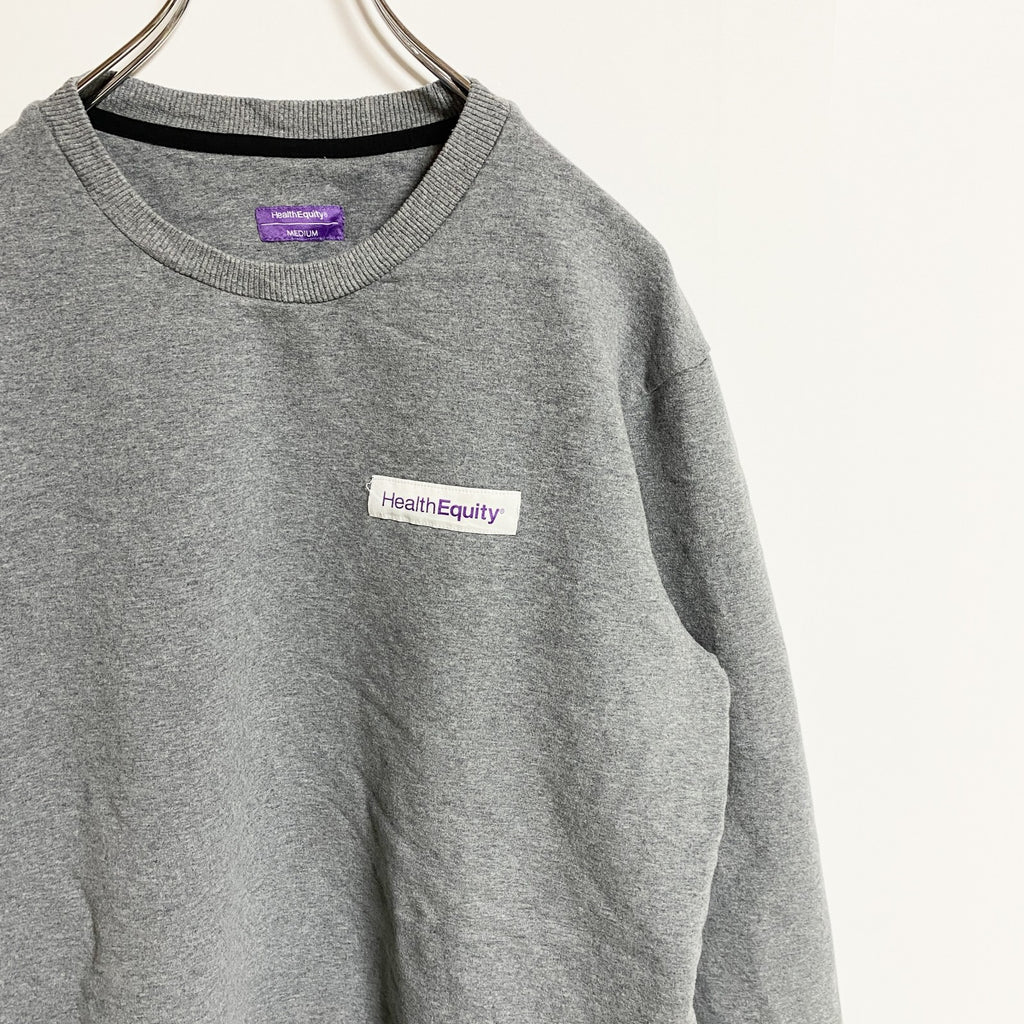HealthEquity　長袖ワンポイントスウェット　トレーナー　クルーネック　グレー　灰色　レトロ　秋冬服　Mサイズ　古着