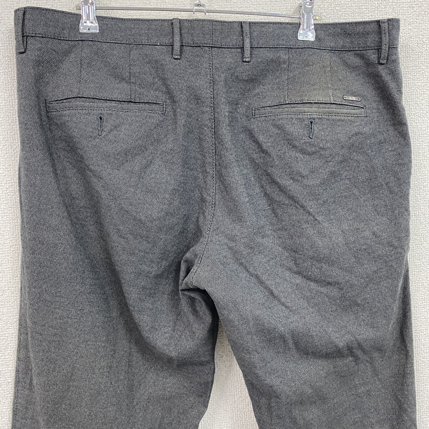 HUGO BOSS　ヒューゴボス　パンツ　スラックス　灰色　グレー　36サイズ