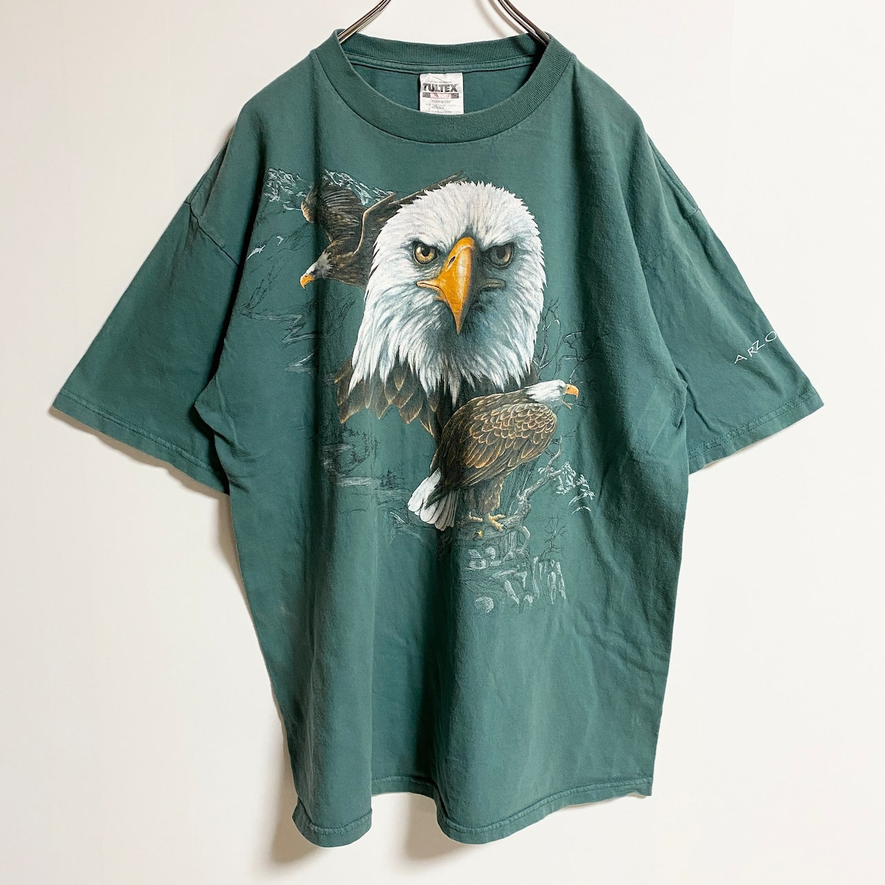 古着 used　TULTEX　半袖アニマル柄プリントTシャツ　鳥　鷲　緑　グリーン　春夏服　ビッグシルエット　XLサイズ