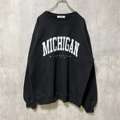 古着 used　MISSGUIDED　MICHIGAN　ミシガン　長袖スウェット　トレーナー　黒　ブラック　オーバーサイズ　XLサイズ