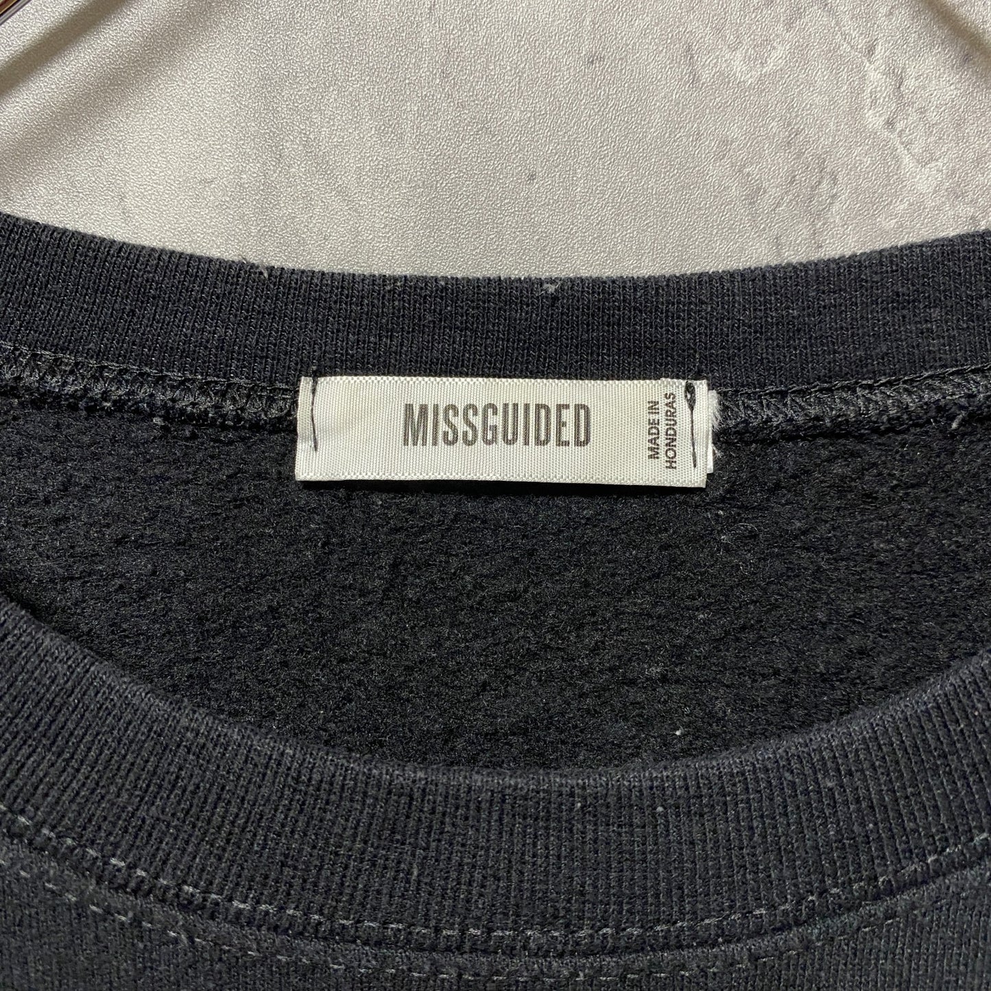 古着 used　MISSGUIDED　MICHIGAN　ミシガン　長袖スウェット　トレーナー　黒　ブラック　オーバーサイズ　XLサイズ