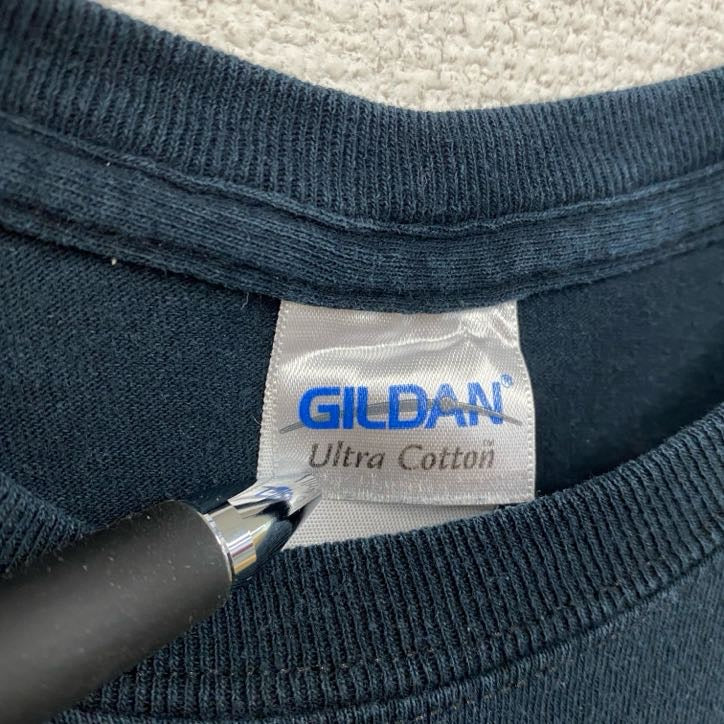 GILDAN　ギルダン　半袖プリントTシャツ　TIGERS　トラ　黒　ブラック　Mサイズ　古着