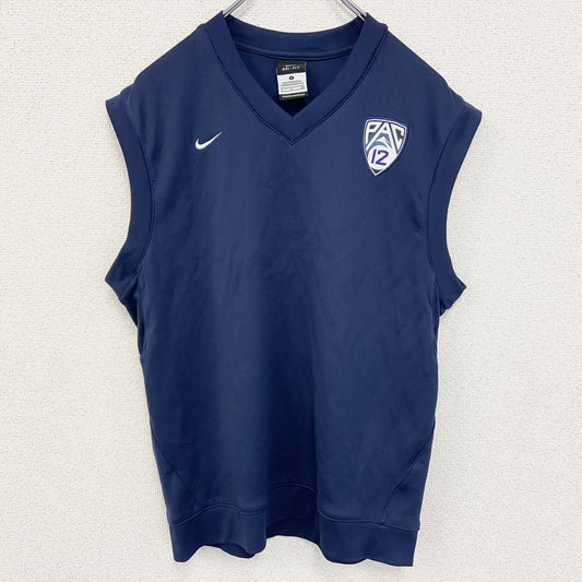 古着 used　NIKE ナイキ　Vネックベスト　タンクトップ　ドライフィット　ワンポイントロゴプリント　ネイビー　Sサイズ