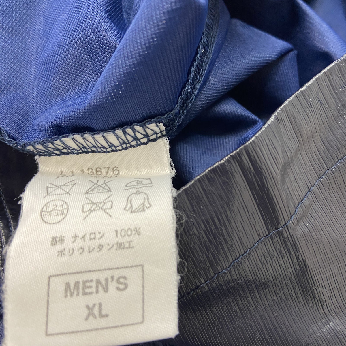 00s　NIKE　ナイキ　ハーフボタンナイロンプルオーバージャケット　スウッシュ　デカロゴ　ヴィンテージ　黒　ブラック　XLサイズ　古着
