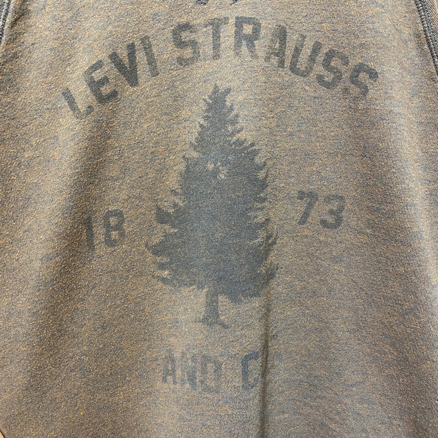 古着 used　LEVIS　リーバイス　長袖リンガープリントスウェット　トレーナー　ブラウン　LEVI STRAUSS　Lサイズ