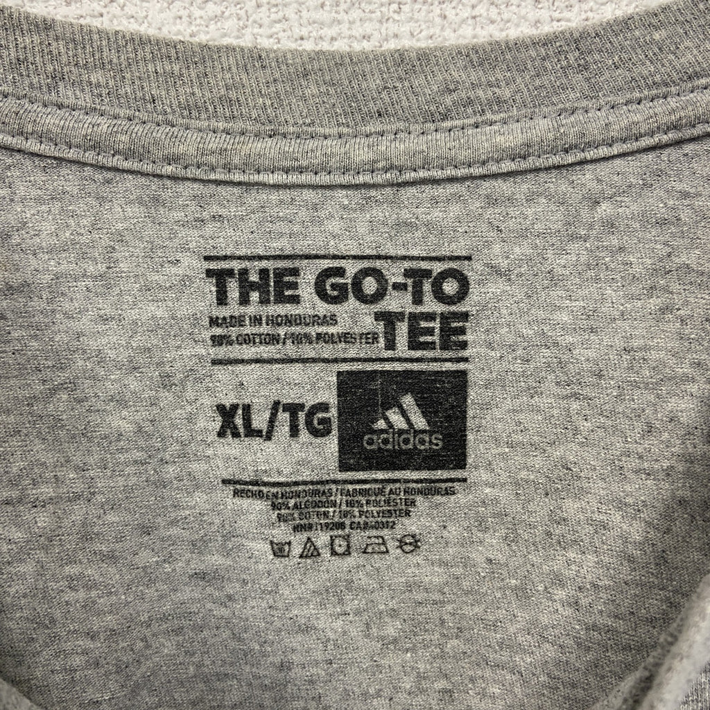 adidas アディダス　半袖プリントＴシャツ　クルーネック　灰色　グレー　evolve　XLサイズ　古着