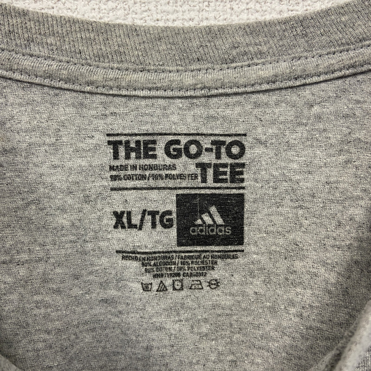 adidas アディダス　半袖プリントＴシャツ　クルーネック　灰色　グレー　evolve　XLサイズ　古着