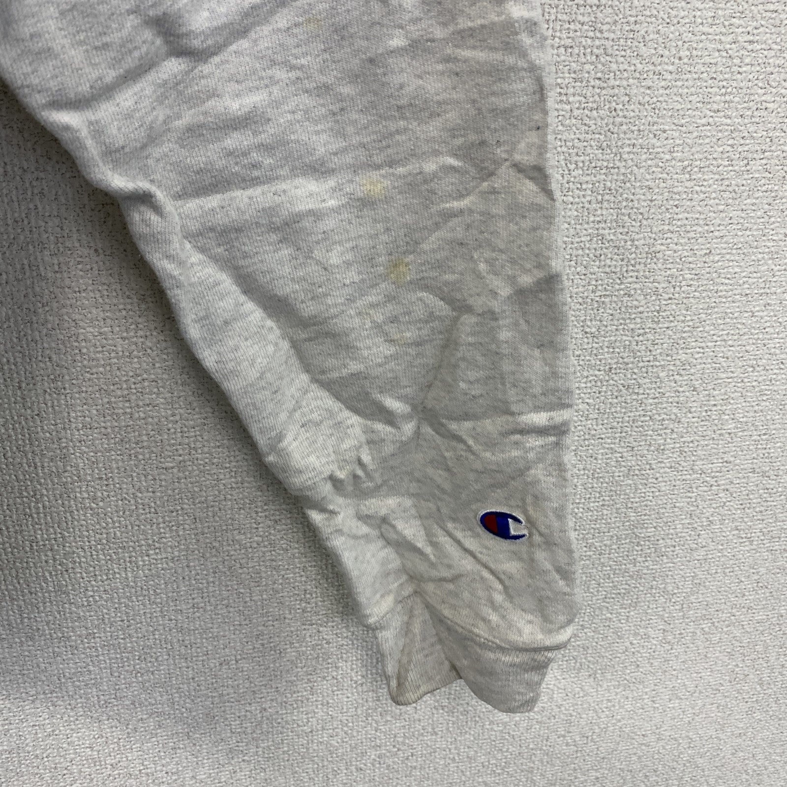 Champion　チャンピオン　リバースウィーブ　スウェットパーカー/フーディー　刺繍ロゴ　現行　灰色　グレー　Mサイズ トレーナー スウェットトップス フード付き 古着