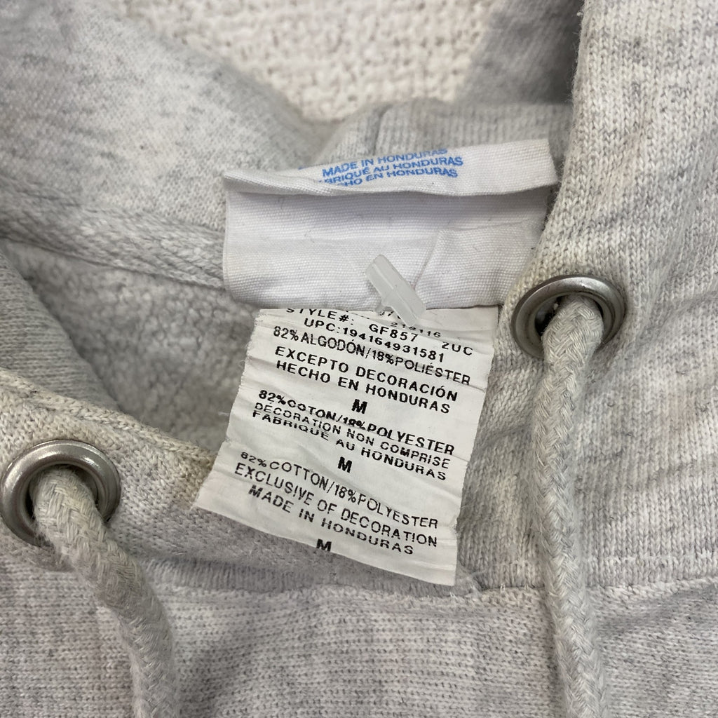 Champion　チャンピオン　リバースウィーブ　スウェットパーカー/フーディー　刺繍ロゴ　現行　灰色　グレー　Mサイズ トレーナー スウェットトップス フード付き 古着