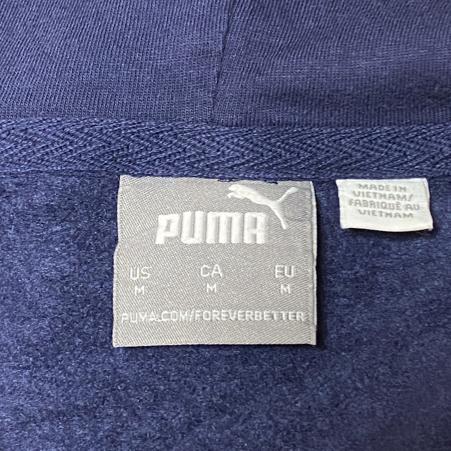 古着 used　PUMA　プーマ　 長袖立体ロゴパーカー　スウェットプルオーバー　シンプル　ネイビー　秋冬服　Mサイズ