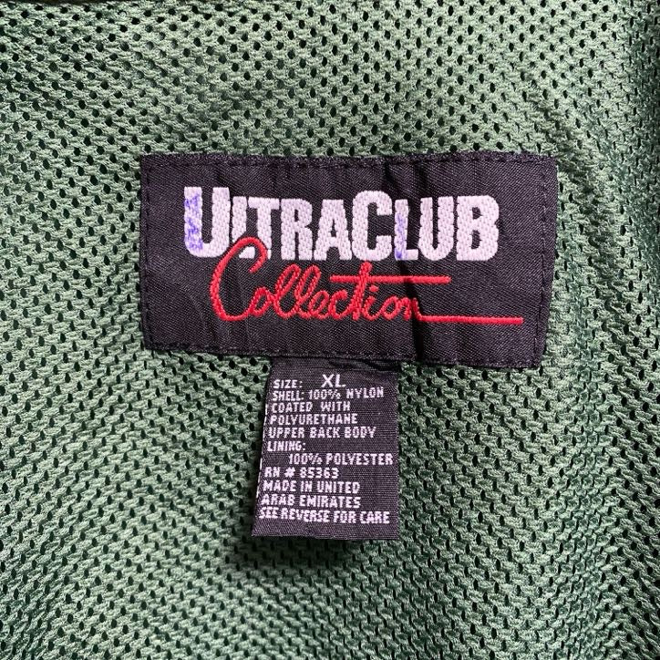 古着 used　ULTRACLUB　長袖ナイロンジャケット　ワンポイント刺繍　フード収納　緑　ビッグシルエット　XLサイズ