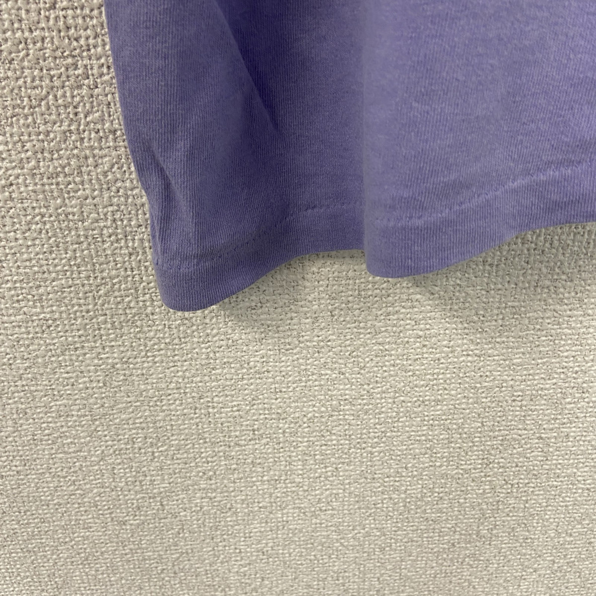 半袖刺Tシャツ　ヴィンテージ　シングルステッチ　紫　ライトパープル　古着