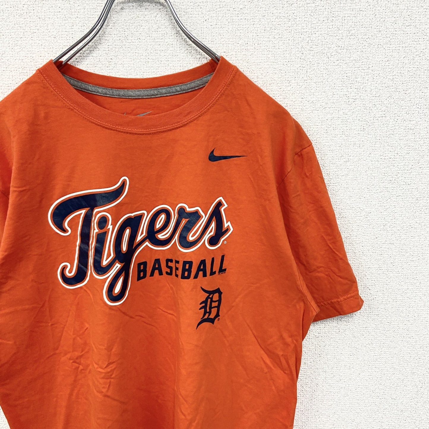古着 used　NIKE ナイキ　半袖ビックロゴプリントTシャツ　MLB　デトロイトタイガース　オレンジ　野球　Lサイズ