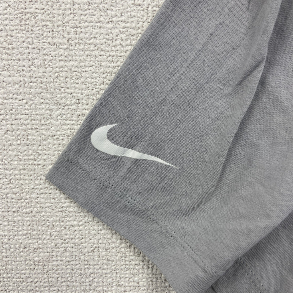 NIKE ナイキ　NFL　フィラデルフィアイーグル　半袖プリントTシャツ　グレー　灰色　アメフト　Mサイズ　古着