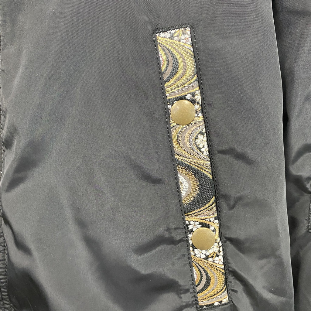 絡繰魂　KARAKURITAMASHII　フルジップ中綿ジャケット　黒　ブラック　XLサイズ　古着