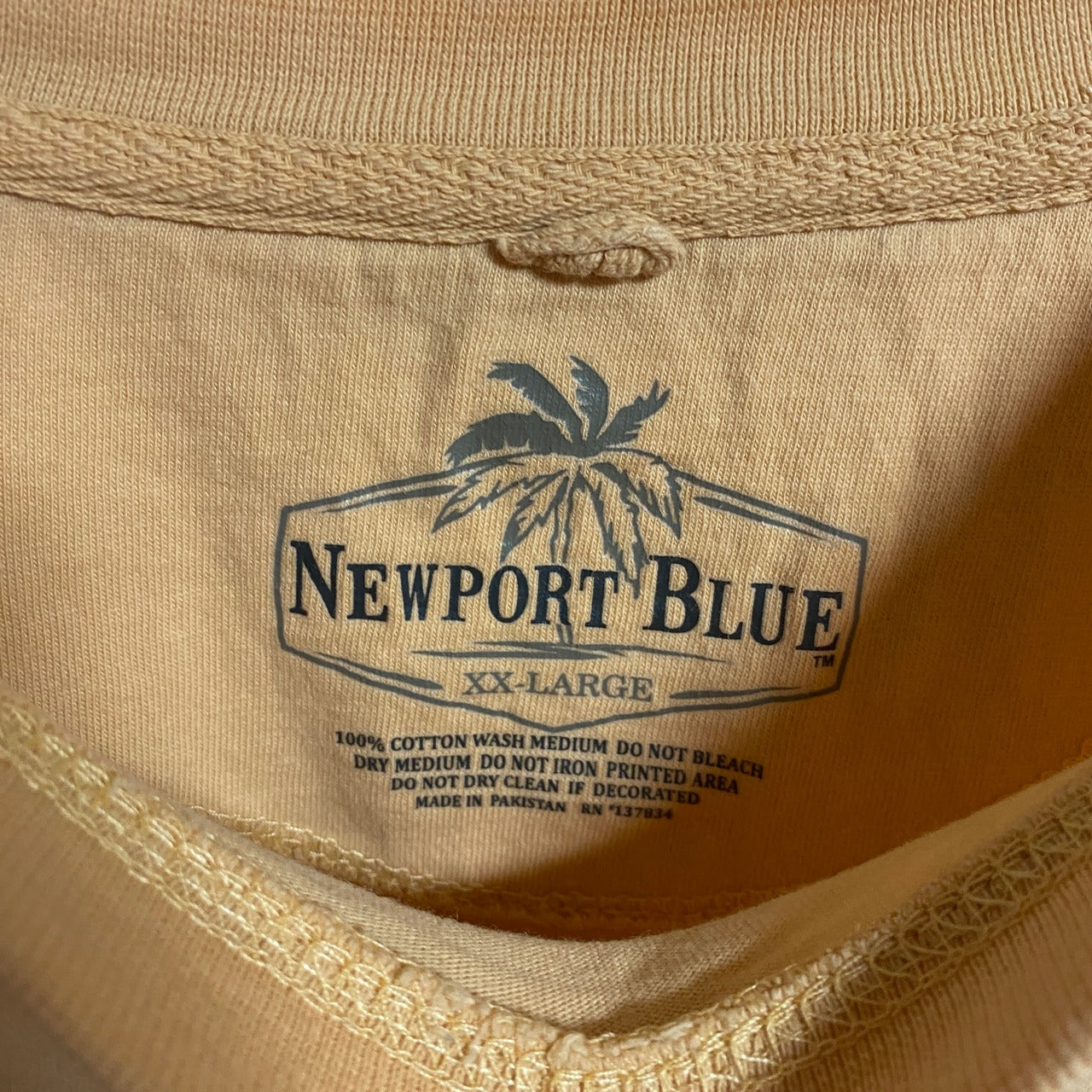 古着 used　NEWPORT BLUE　半袖クルーネックプリントTシャツ　黄色　イエロー　春夏服　ビッグシルエット　2XLサイズ