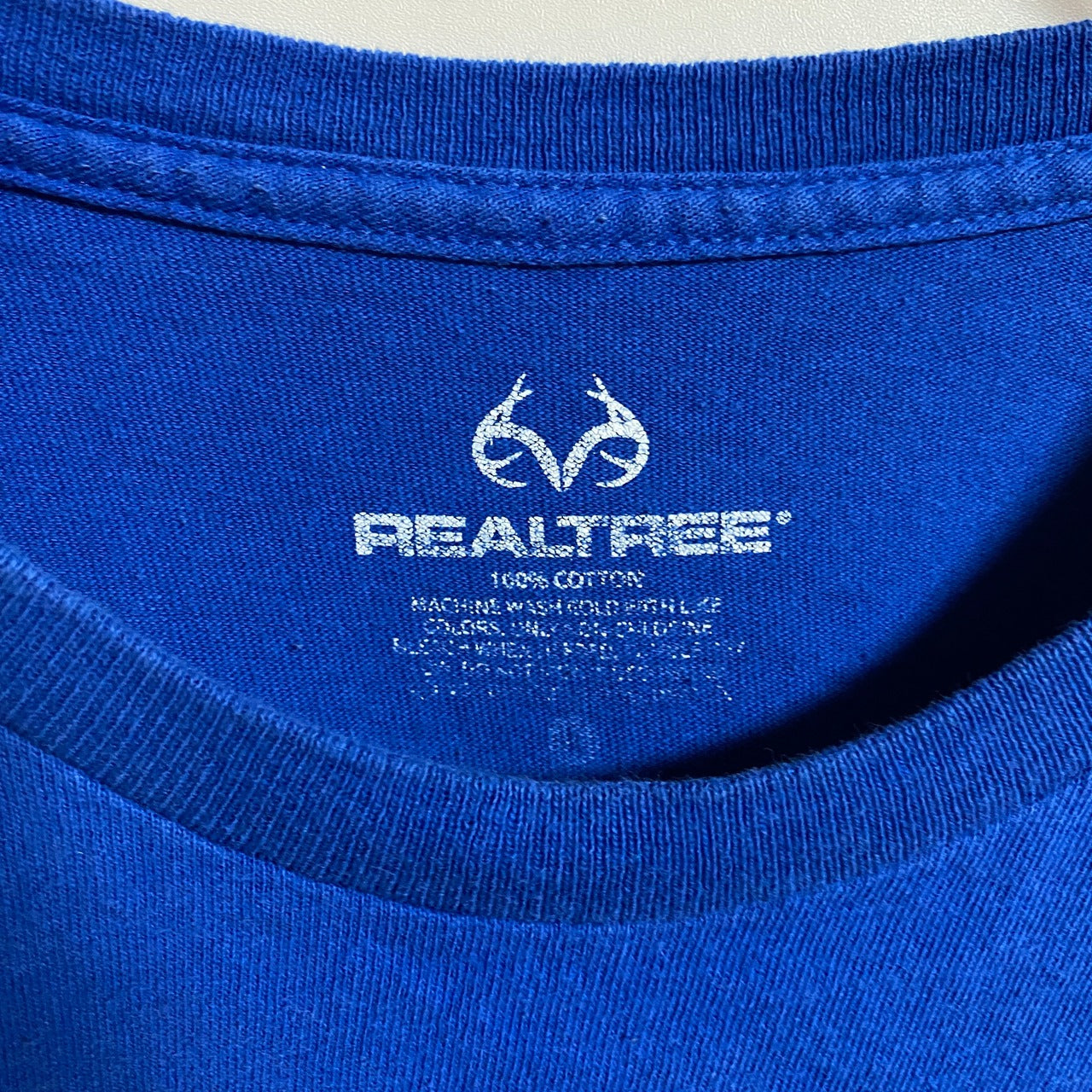 古着 used　REALTREE　半袖プリントTシャツ　クルーネック　魚　fish　釣り　青　ブルー　春夏服　Lサイズ