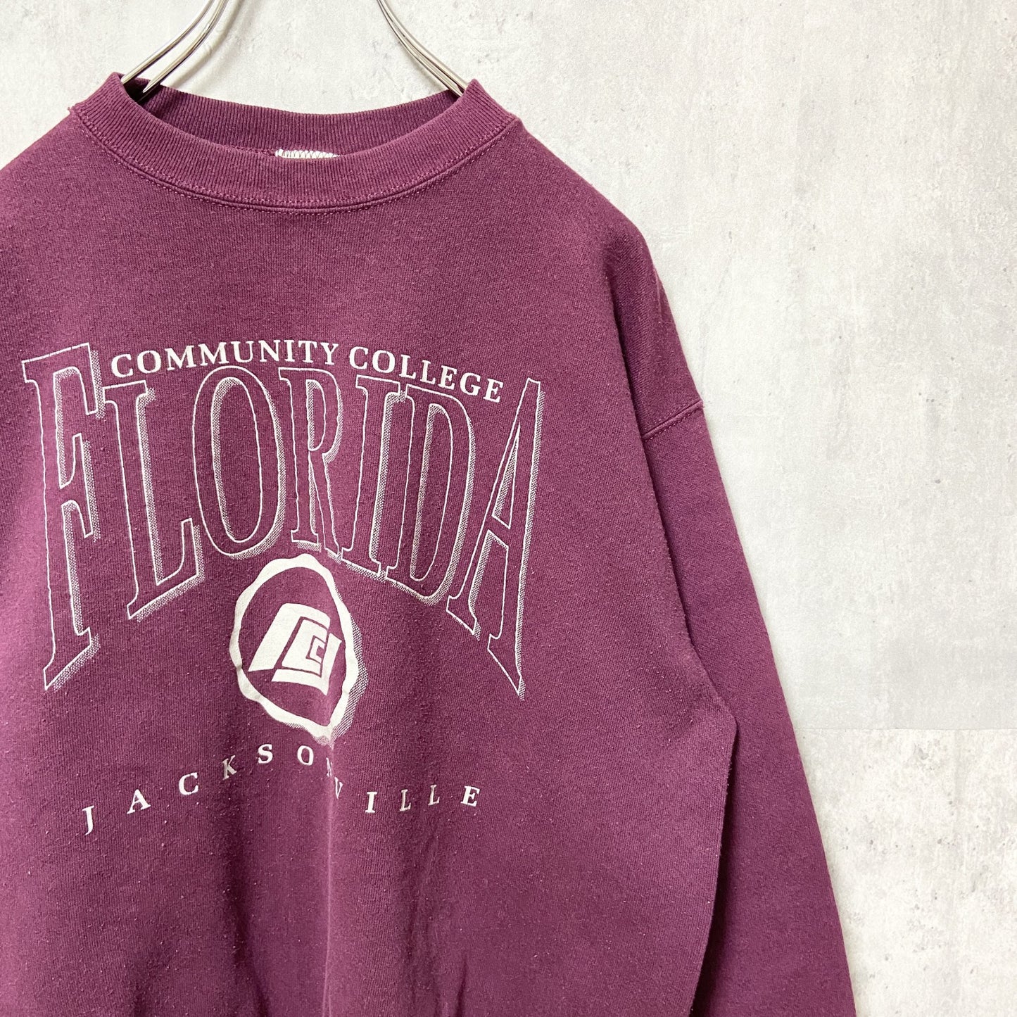 古着 used　Florida　フロリダ大学　長袖カレッジプリントスウェット　トレーナー　ワインレッド　えんじ色　Lサイズ