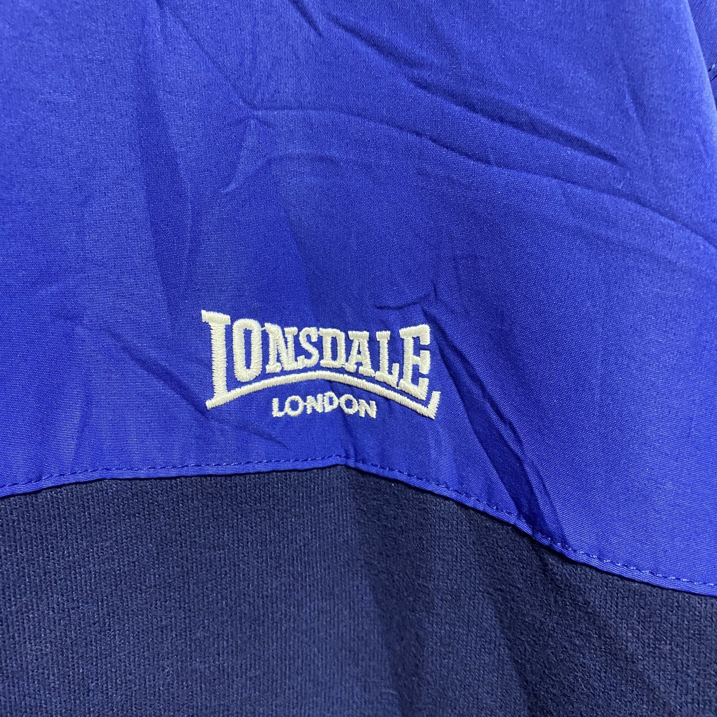 古着 used　LONSDALE ロンズデール　長袖スウェット　トレーナー　2トーン　ライン入り　クルーネック　Lサイズ