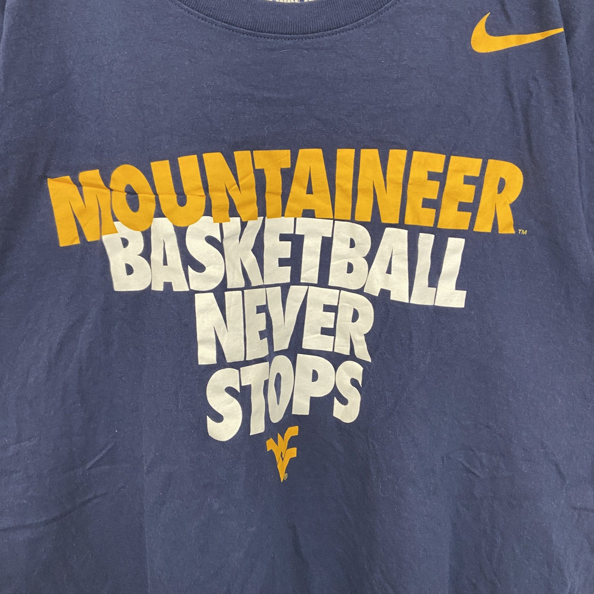 NIKE　ナイキ　半袖プリントTシャツ　バスケットボール　スウッシュマーク　ネイビー　紺　クルーネック　Mサイズ　古着