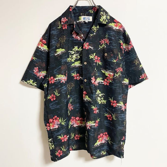 古着 used　uzzi　半袖総柄デザイン開襟シャツ　アロハシャツ　花柄　ハイビスカス　黒　ブラック　春夏服　レトロ　Lサイズ