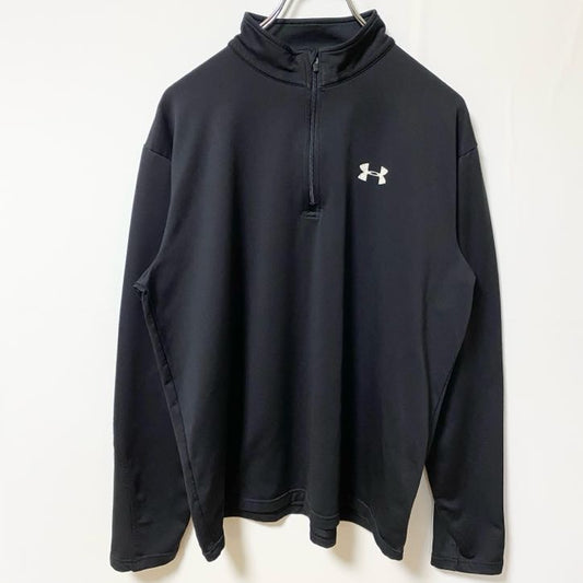 古着 used　UNDER ARMOUR アンダーアーマー　長袖ワンポイントロゴハーフジップジャージ　スポーティー　ブラック　黒