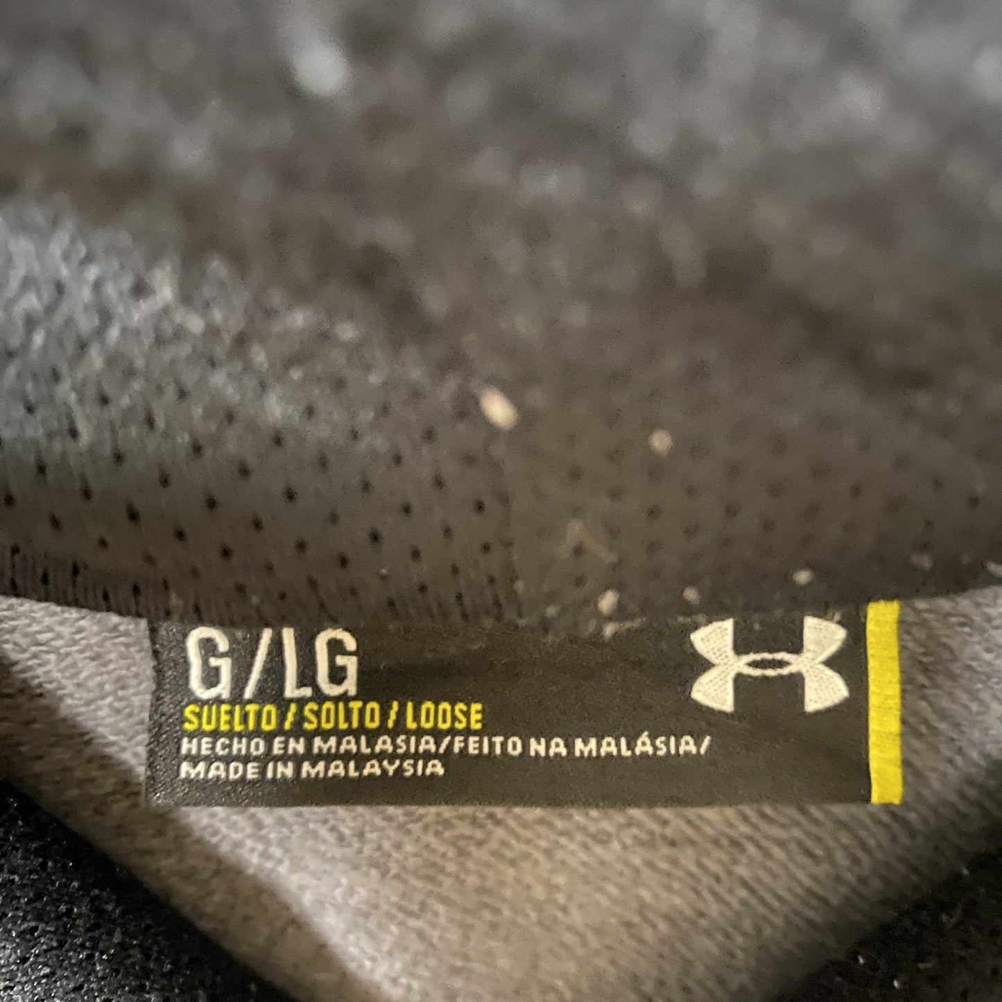 古着 used　UNDER ARMOUR　アンダーアーマー　長袖プリントパーカー　グレー　ラグランスリーブ　Lサイズ