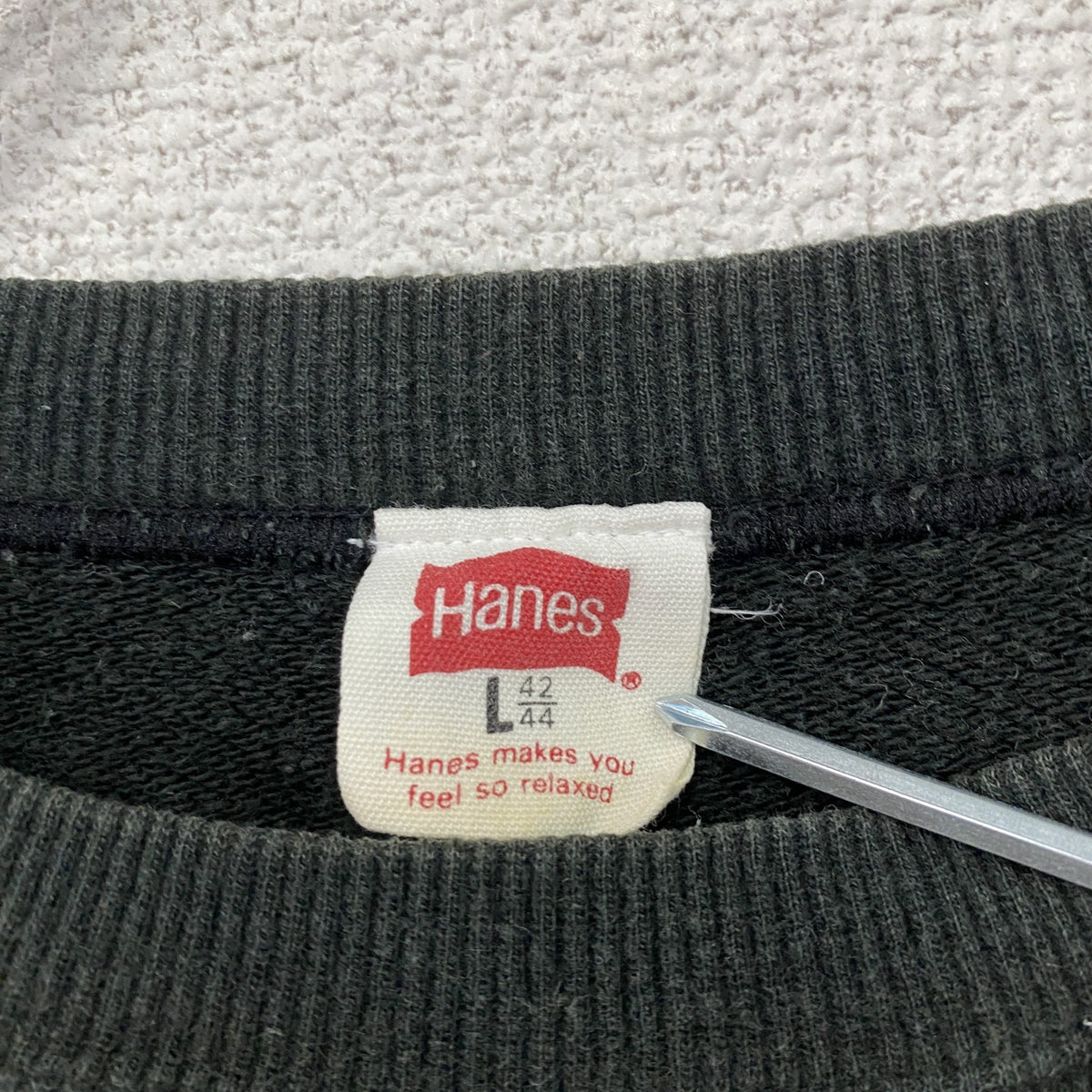 Hanes　ヘインズ　スウェット/トレーナー　前V　無地　黒　ブラック　Lサイズ　古着