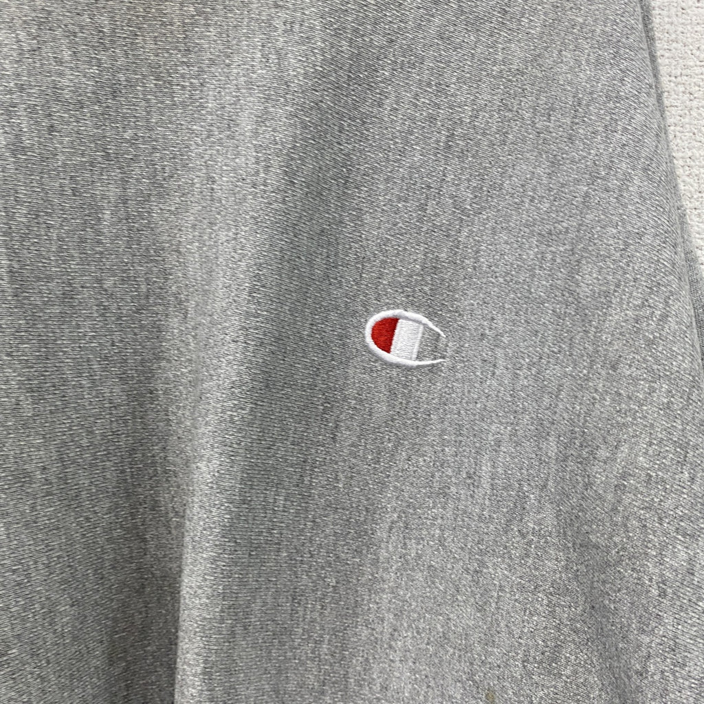 Champion　チャンピオン　リバースウィーブ　スウェット/トレーナー　刺繍ロゴ　ワンポイント　現行　灰色　グレー　Lサイズ　古着