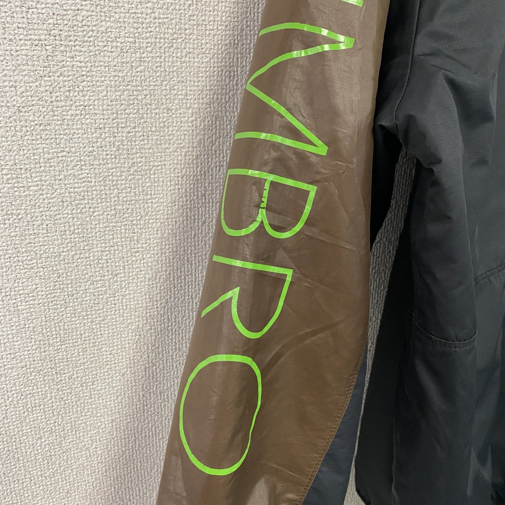 UMBRO　アンブロ　フルジップ中綿ジャケット　黒　ブラック　茶色　ブラウン　Oサイズ　古着