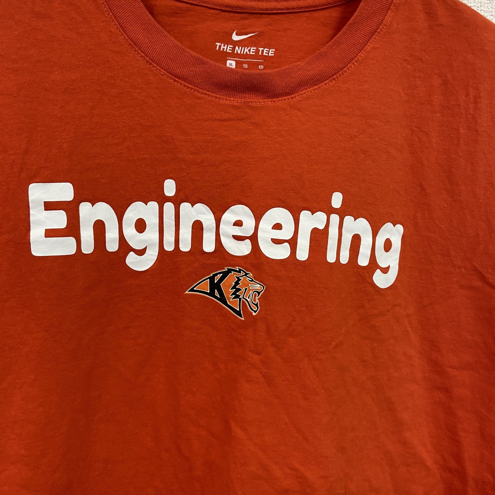 NIKE　ナイキ　半袖プリントTシャツ　スウッシュロゴ　オレンジ　XLサイズ　古着