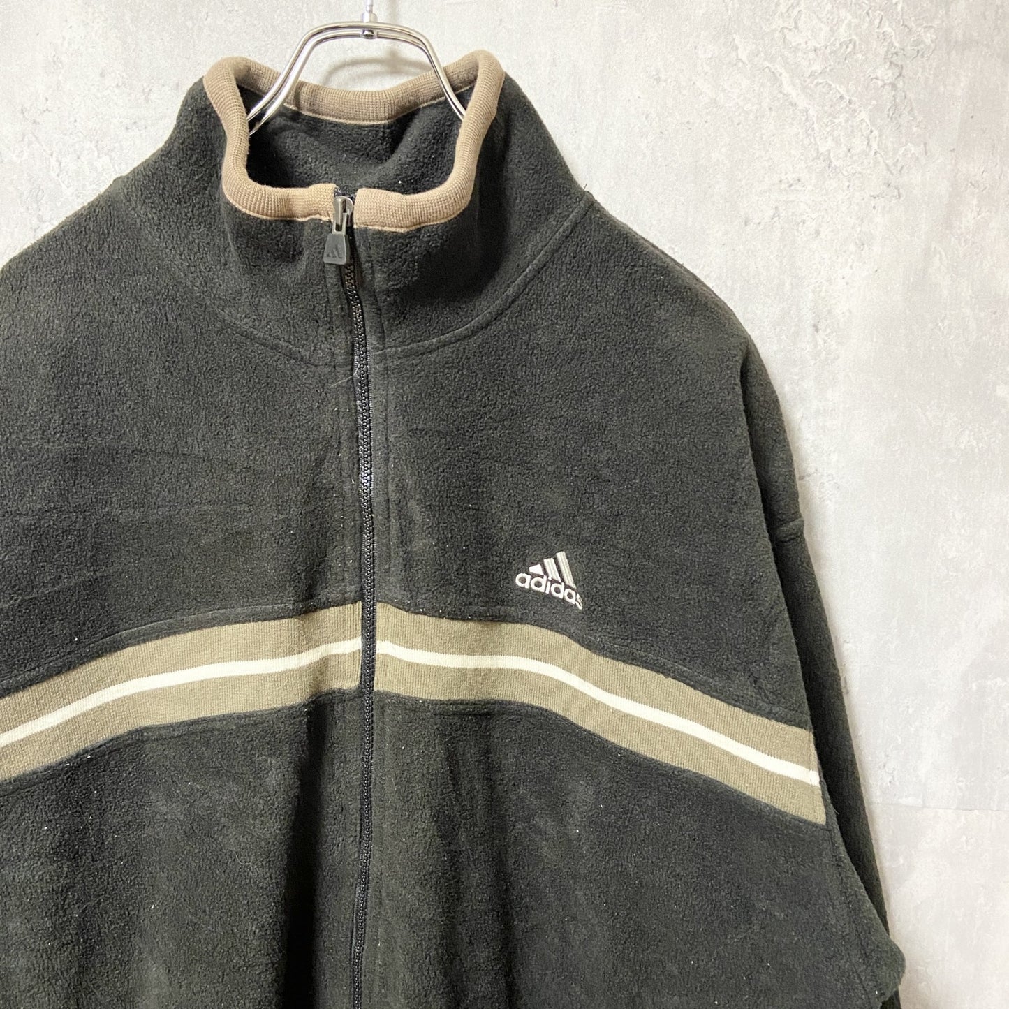 古着　used　adidas アディダス　長袖フルジップフリースジャケット　トラックジャケット　ビックシルエット　XXLサイズ