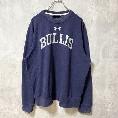 古着 used　UNDER ARMOUR アンダーアーマー　BULLIS　長袖プリントスウェット　トレーナー　オーバーサイズ