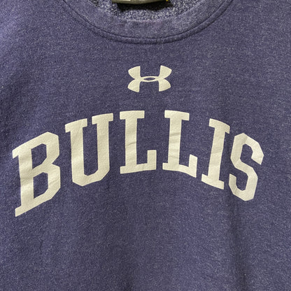 古着 used　UNDER ARMOUR アンダーアーマー　BULLIS　長袖プリントスウェット　トレーナー　オーバーサイズ