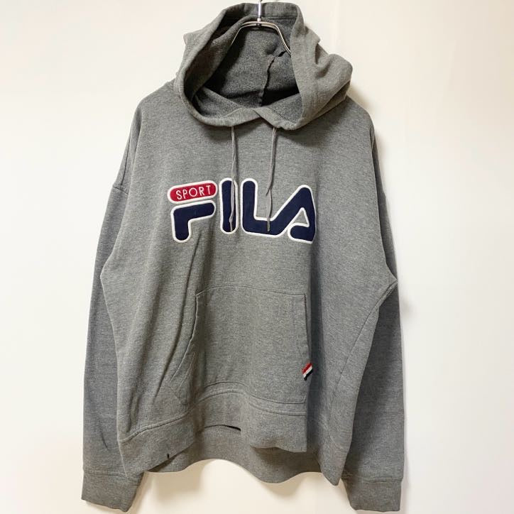 FILA　フィラ　スウェットパーカー/フーディー　ワッペン　デカロゴ　灰色　グレー　Ｌサイズ　古着