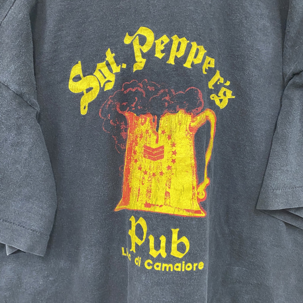 90s～　Sgt Peppers Cafe Bar　半袖プリントTシャツ　シングルステッチ　アーチプリント　3連プリント　黒　ブラック　　ヴィンテージ　古着