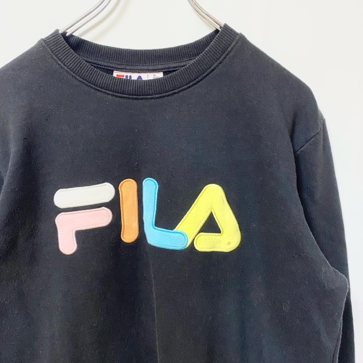 FILA　フィラ　スウェット/トレーナー　リブライン　デカロゴ　ワッペン　クルーネック　黒　ブラック　Sサイズ　古着