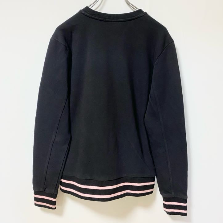 FILA　フィラ　スウェット/トレーナー　リブライン　デカロゴ　ワッペン　クルーネック　黒　ブラック　Sサイズ　古着