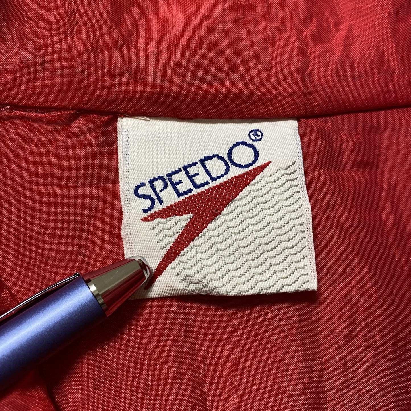 古着 used　SPEEDO　スピード　長袖フルジップナイロンジャケット　ワンポイント　刺繡　赤　レッド　レトロ　ストリート