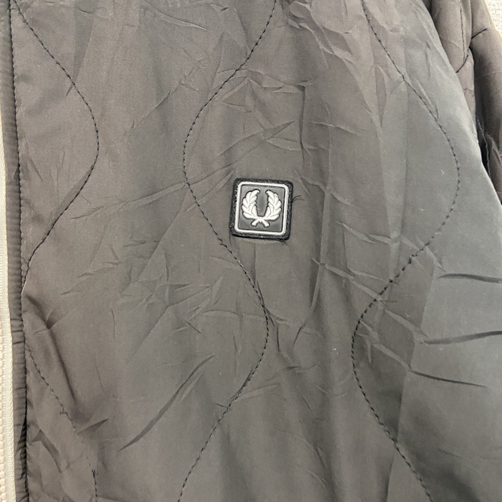 FRED PERRY　フレッドペリー　フルジップジャケット　黒　ブラック　Lサイズ　古着
