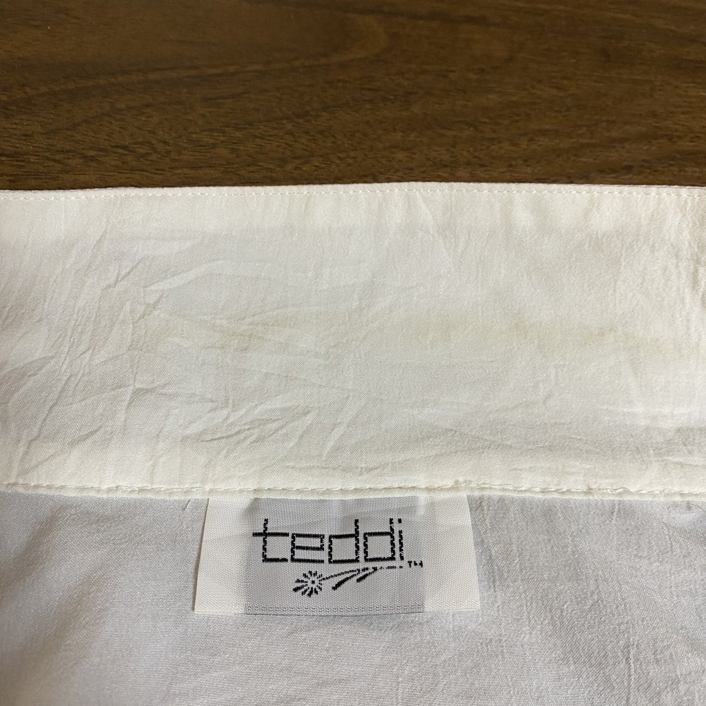 古着 used　teddi　テディ　長袖フルジップナイロンジャケット　肩パッド　白　ホワイト　緑　グリーン　Mサイズ