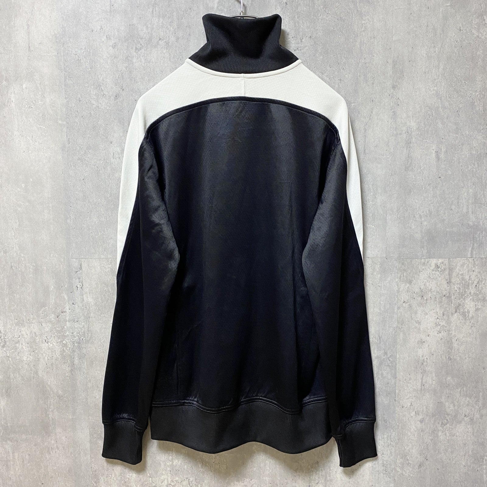 NIKE ナイキ　DRI-FIT　長袖トラックジャケット　ジャージ　スポーツウェア　ロゴ刺繍　バレーボール　黒　ブラック　古着