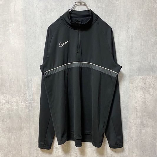 古着 used　NIKE ナイキ　DRI-FIT　長袖ドリルトップスウェット　スポーツウェア　裏起毛　ワンポイントロゴ　Lサイズ