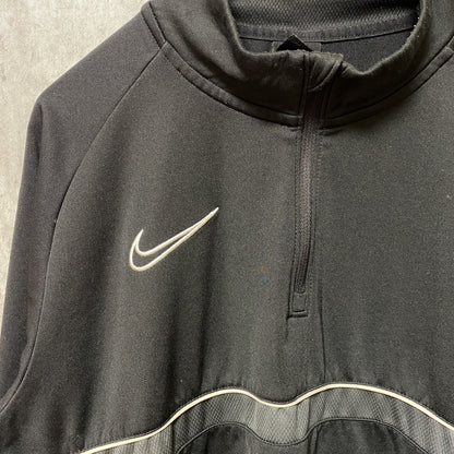 古着 used　NIKE ナイキ　DRI-FIT　長袖ドリルトップスウェット　スポーツウェア　裏起毛　ワンポイントロゴ　Lサイズ