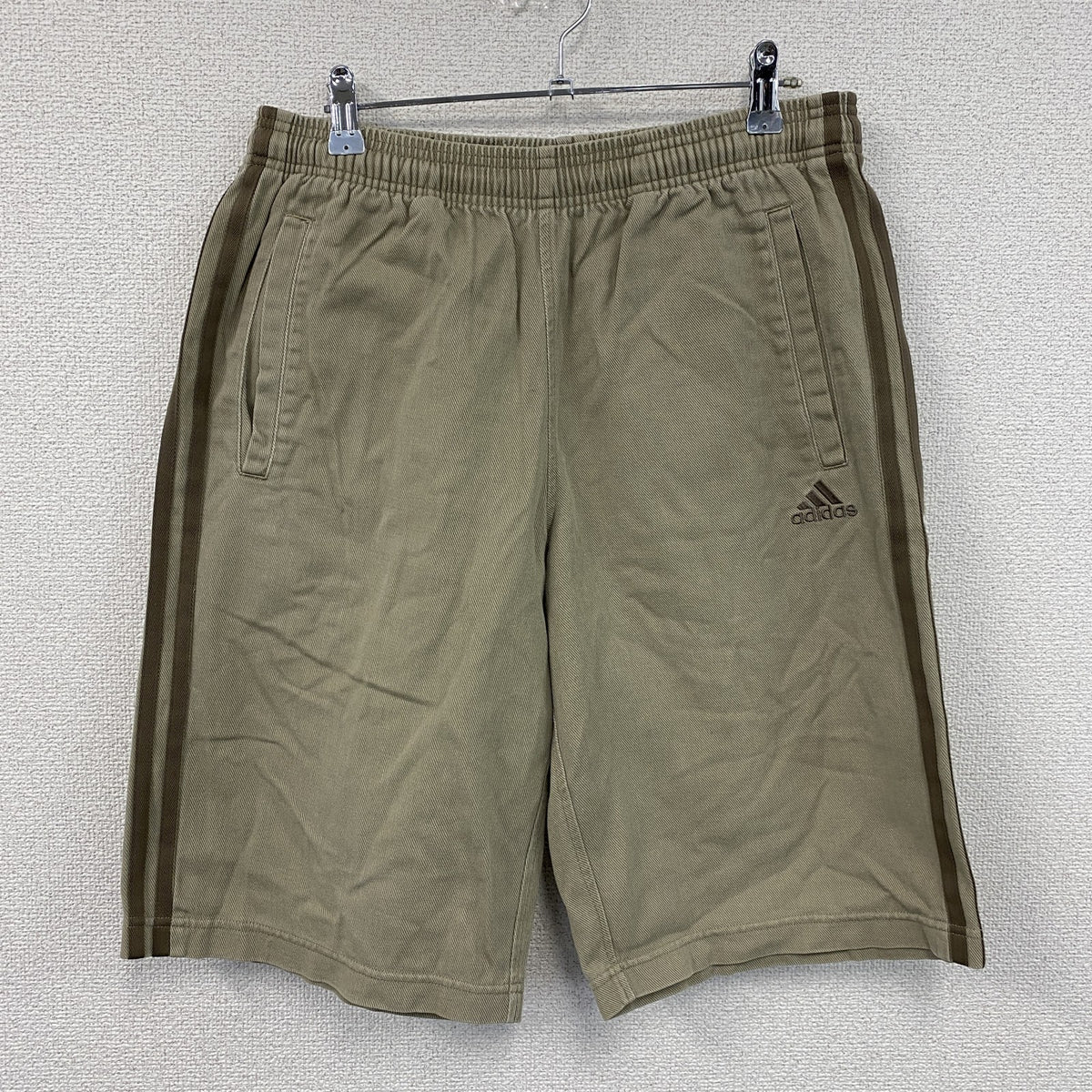 90s　adidas　アディダス　ハーフパンツ/ショートパンツ　万国旗タグ　ベージュ　Mサイズ　古着