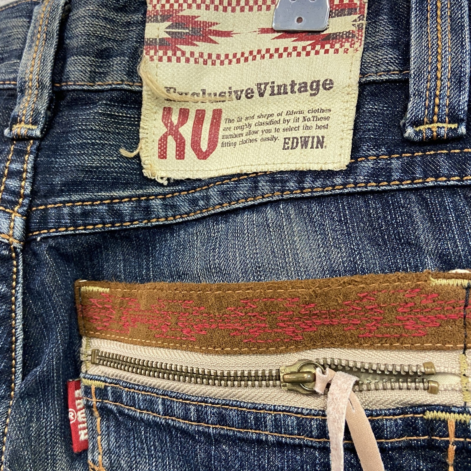 EDWIN　エドウィン　Exclusive Vintage　デニムパンツ/ジーンズ　縦落ち　鬼ヒゲ　ジップフライ　インディゴ　W28サイズ　古着