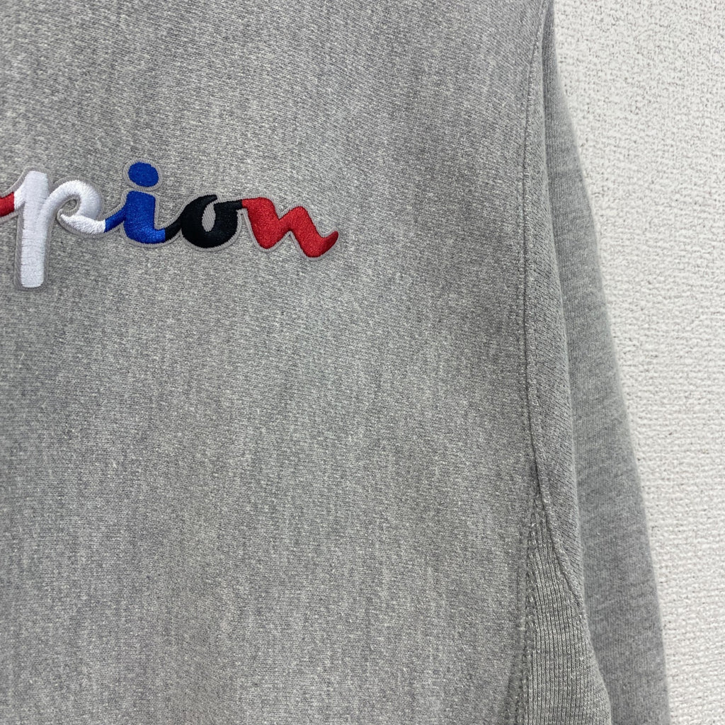 Champion　チャンピオン　リバースウィーブ　スウェット/トレーナー　ワッペン　刺繍ロゴ　現行　灰色　グレー　Sサイズ　古着