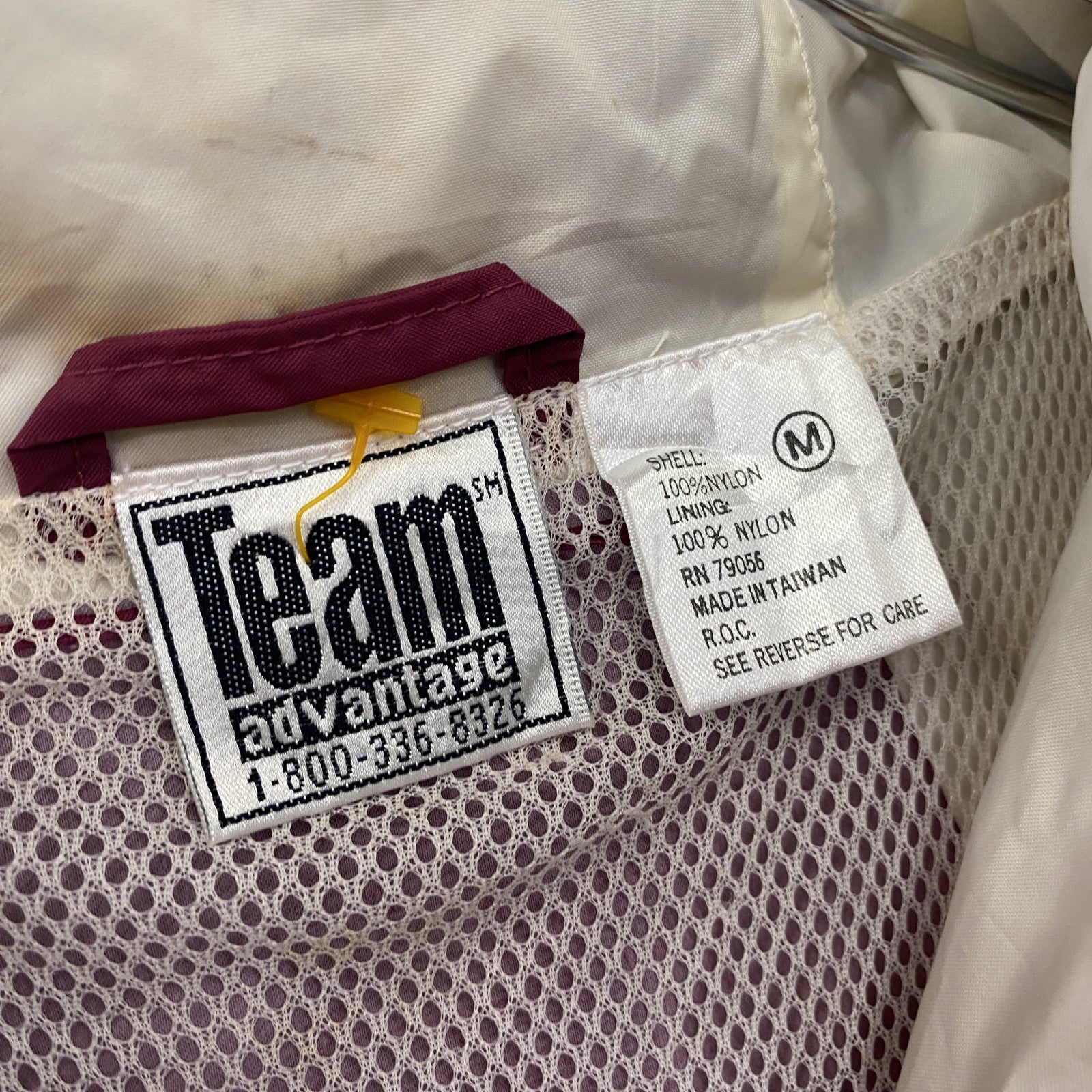 ～90s　Team advantage　ハーフジップナイロンプルオーバージャケット　ヴィンテージ　ボルドー　Mサイズ　古着